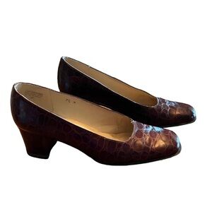 Etienne Aigner Brown Leather Croc-Embossed Block Heels